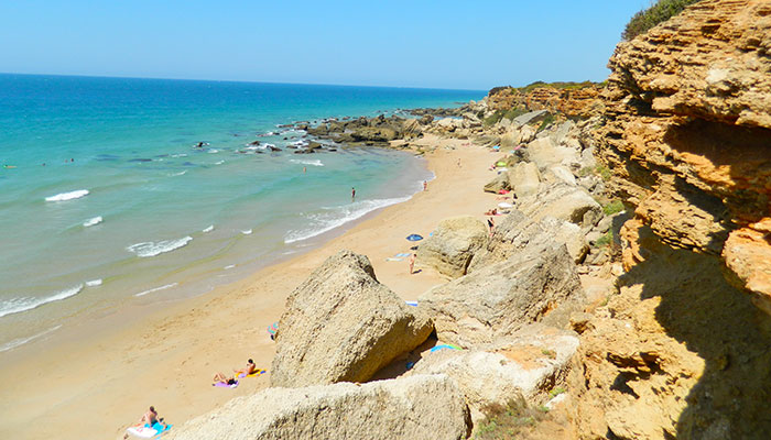 Cala playa Melchor en Roche Conil. Playa nudista